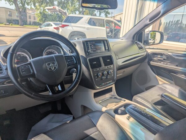 2016 Dodge Grand Caravan